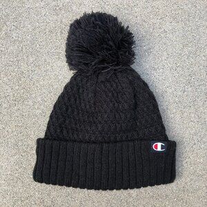 CHAMPION Pom Knit Beanie Women's One Size Black Cuffed Logo Hat Cap
